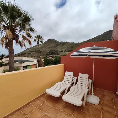 Cheerful 3 Bedroom Town House With Garage Tegueste Bagian luar foto