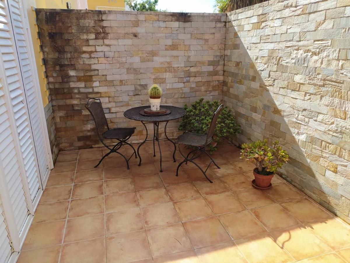 Cheerful 3 Bedroom Town House With Garage Tegueste Bagian luar foto
