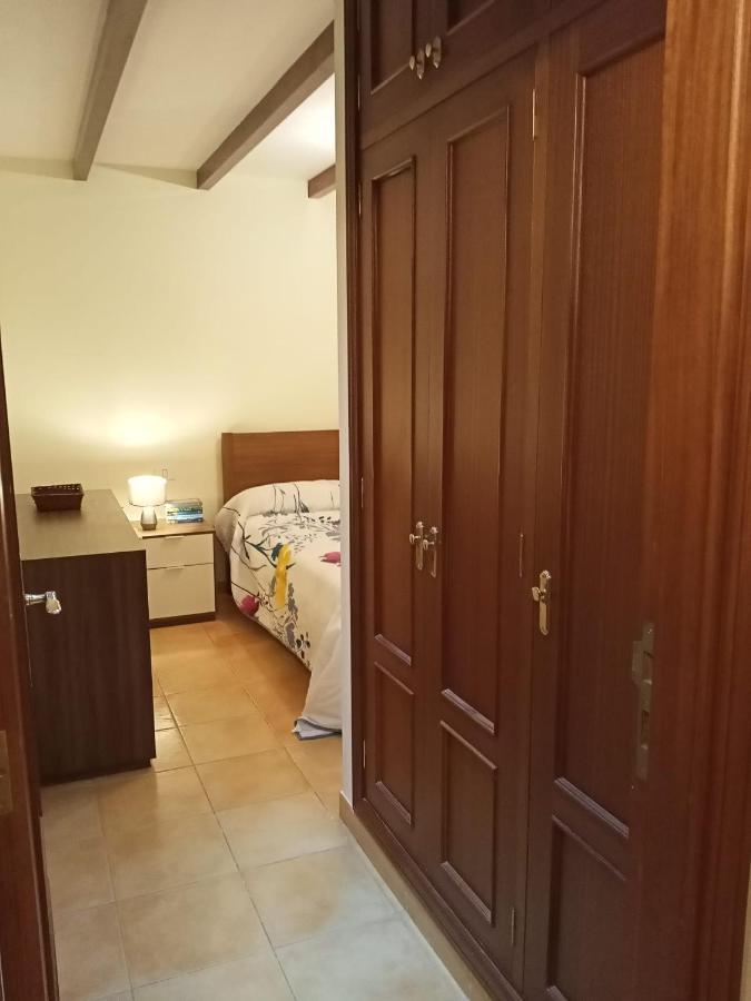 Cheerful 3 Bedroom Town House With Garage Tegueste Bagian luar foto