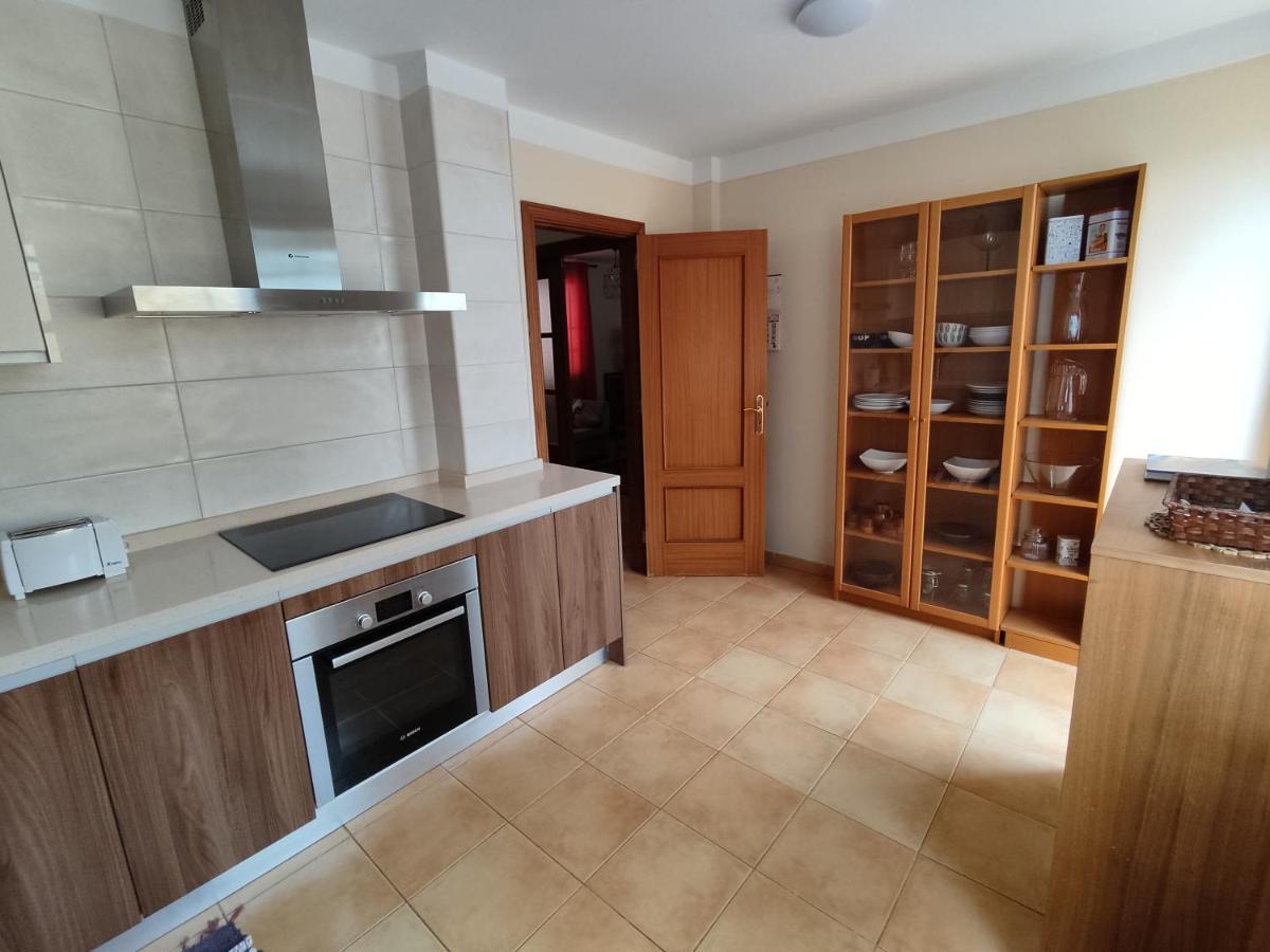 Cheerful 3 Bedroom Town House With Garage Tegueste Bagian luar foto