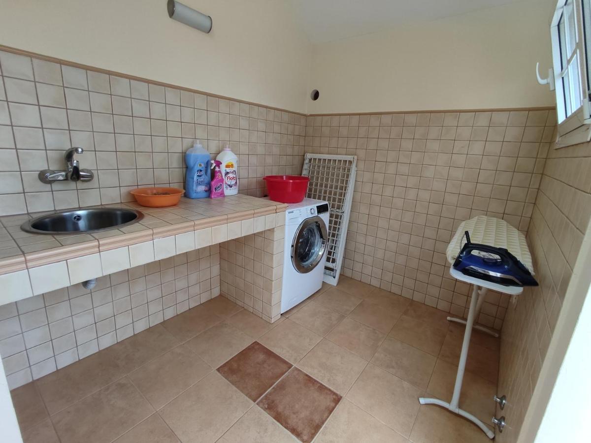 Cheerful 3 Bedroom Town House With Garage Tegueste Bagian luar foto