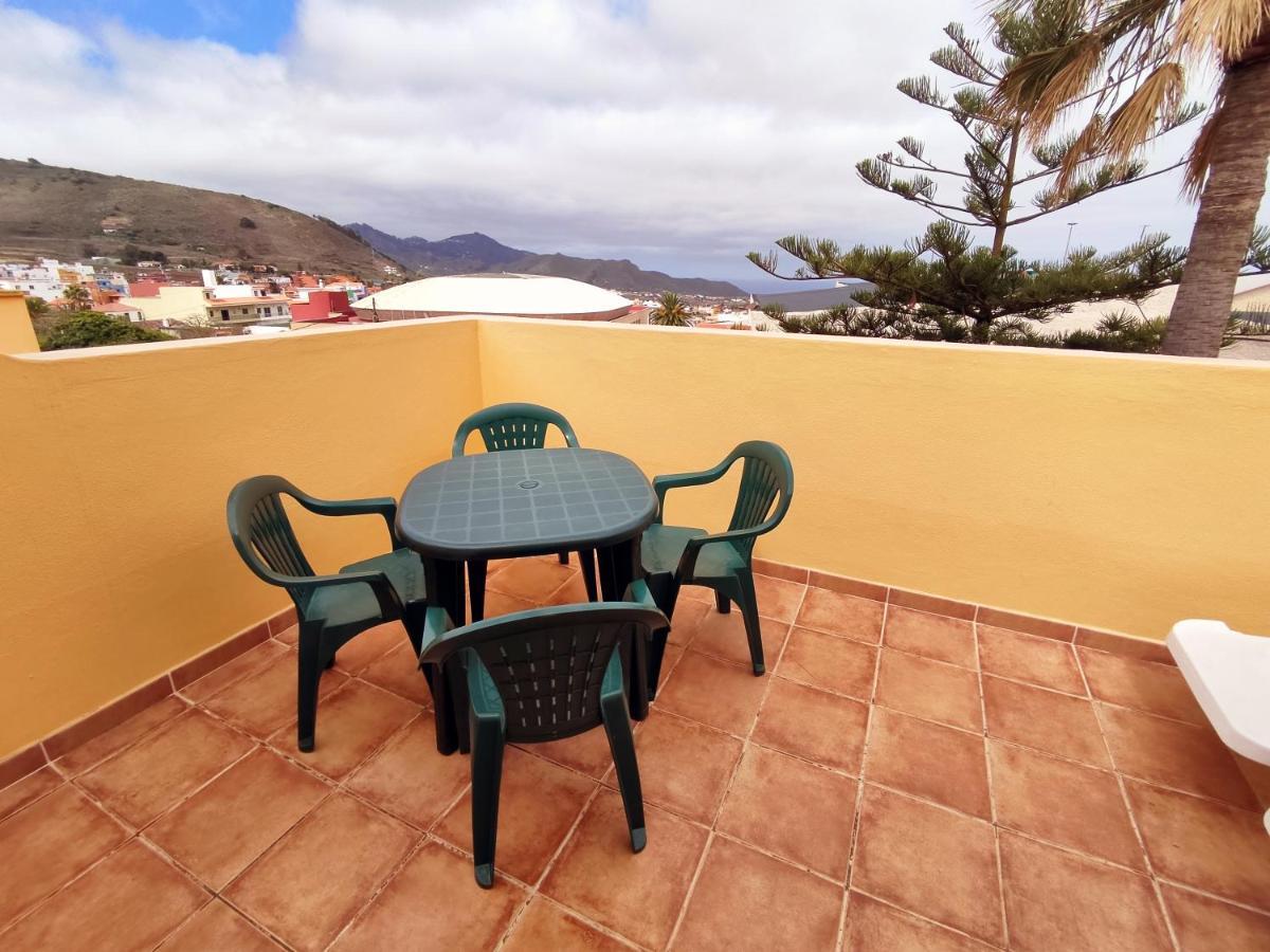 Cheerful 3 Bedroom Town House With Garage Tegueste Bagian luar foto